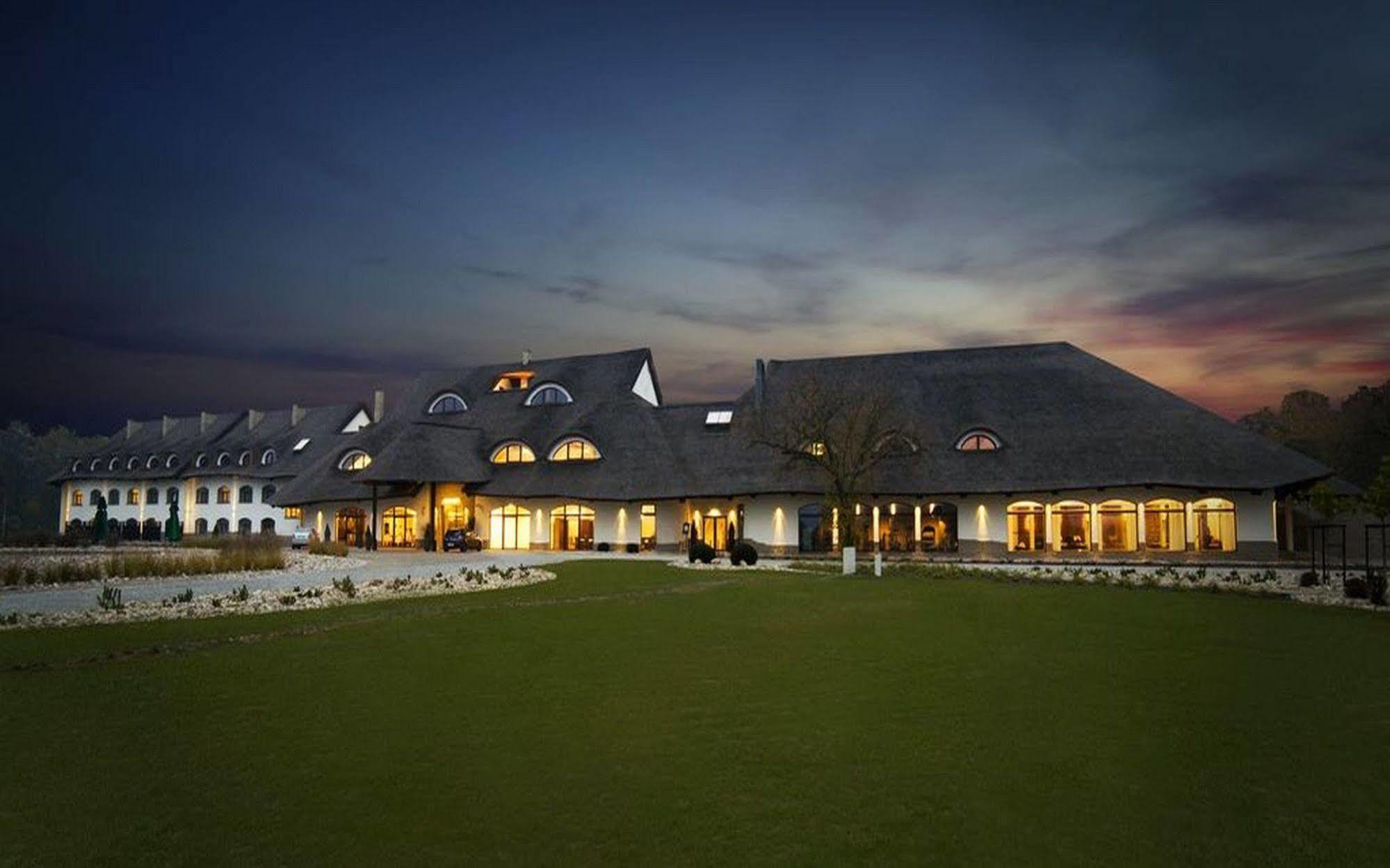Hotel Remes Opalenica Bagian luar foto